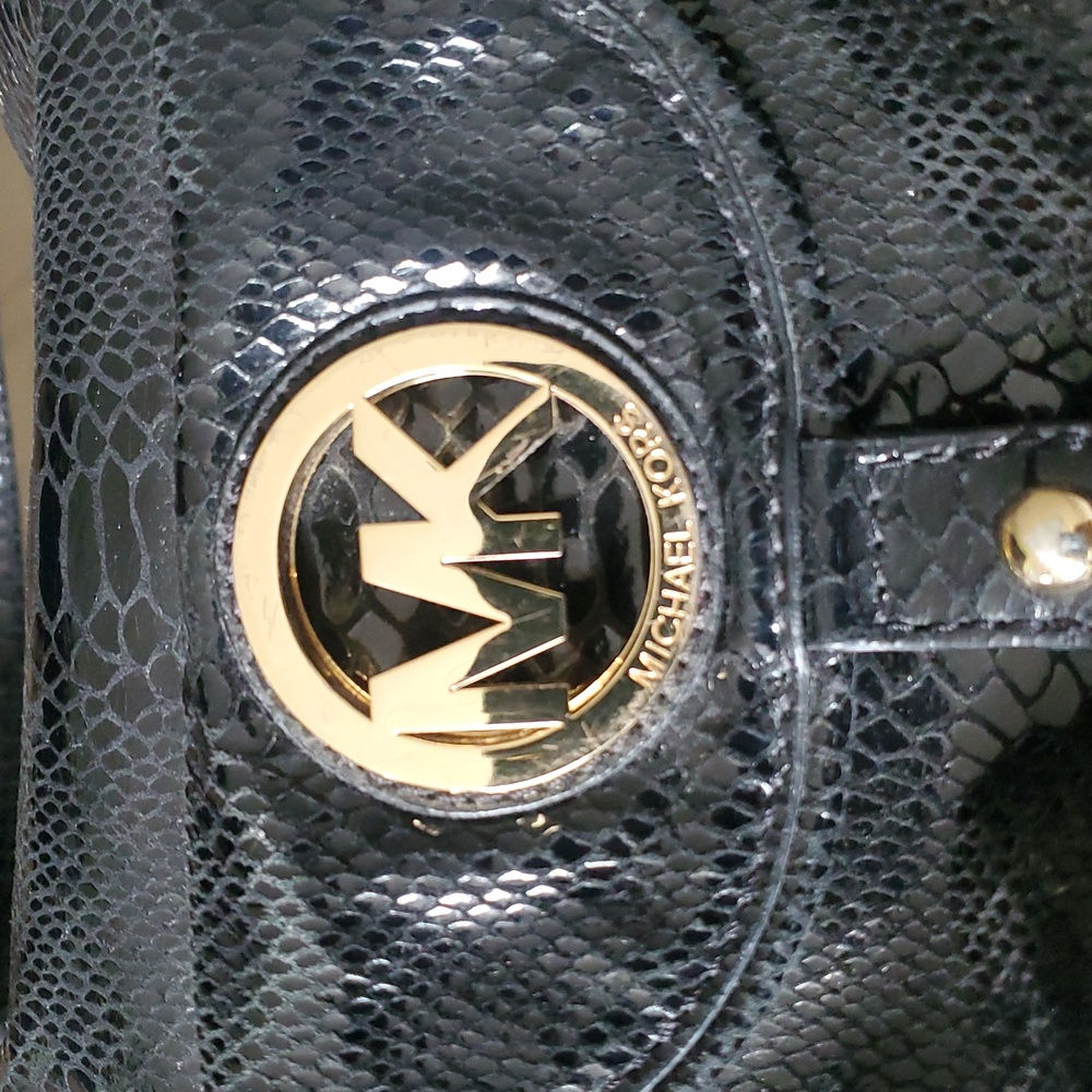 Michael Kors - Picture 2 of 5